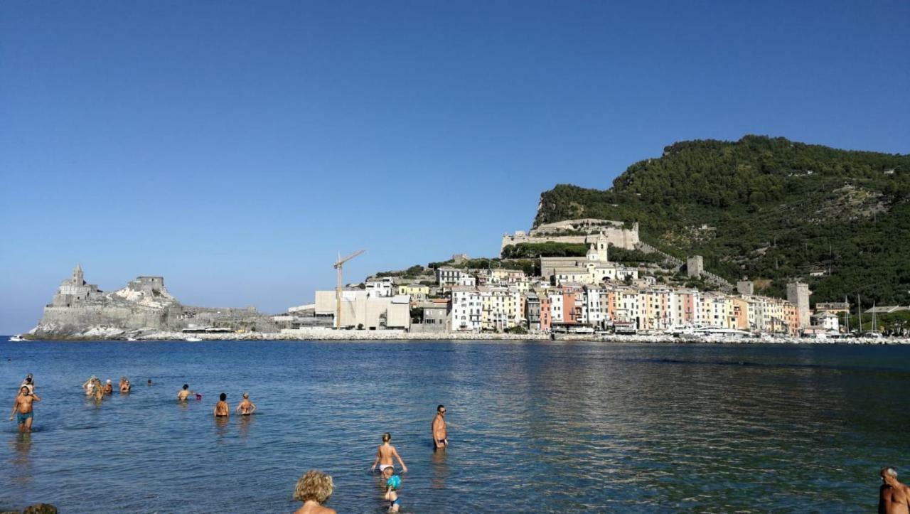 La Casa Con Vista Di Emma Daire Vezzano Ligure Dış mekan fotoğraf