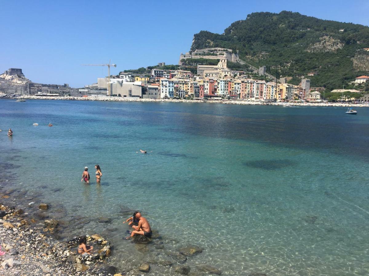 La Casa Con Vista Di Emma Daire Vezzano Ligure Dış mekan fotoğraf